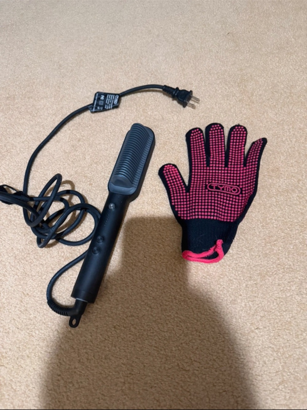 Black Hair Straightening Brush with Pink Heat-Resistant Glove
